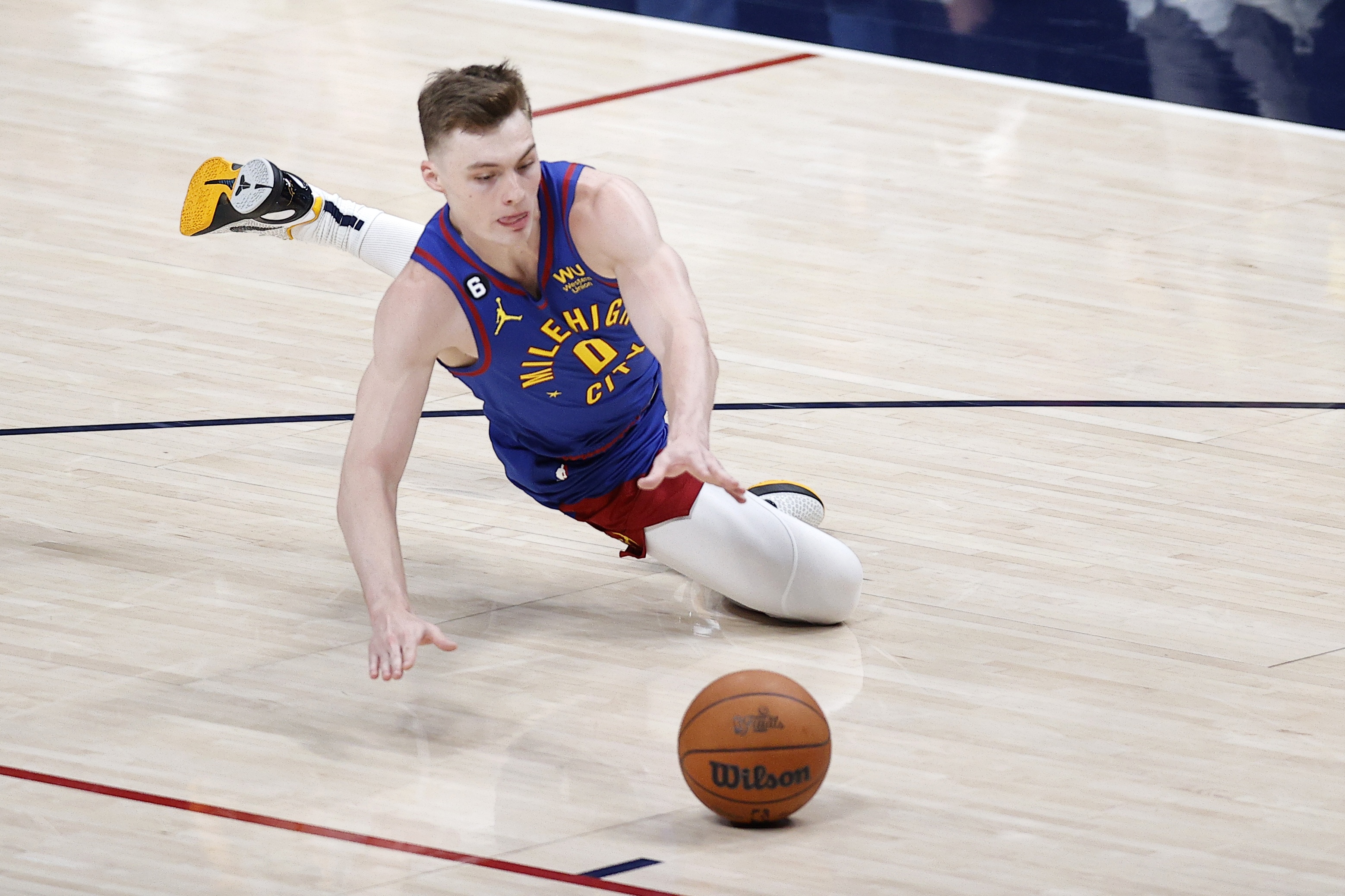 賈馬爾-穆雷:布勞恩變得更果斷了 他不會(huì)懷疑自己