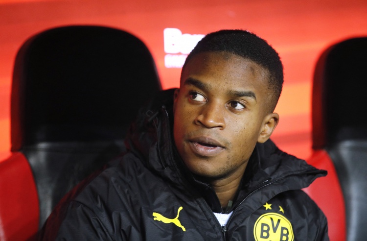 圖片報(bào):疑在有法律效力的宣誓書(shū)中作偽,穆科科養(yǎng)父面臨牢獄之災(zāi)