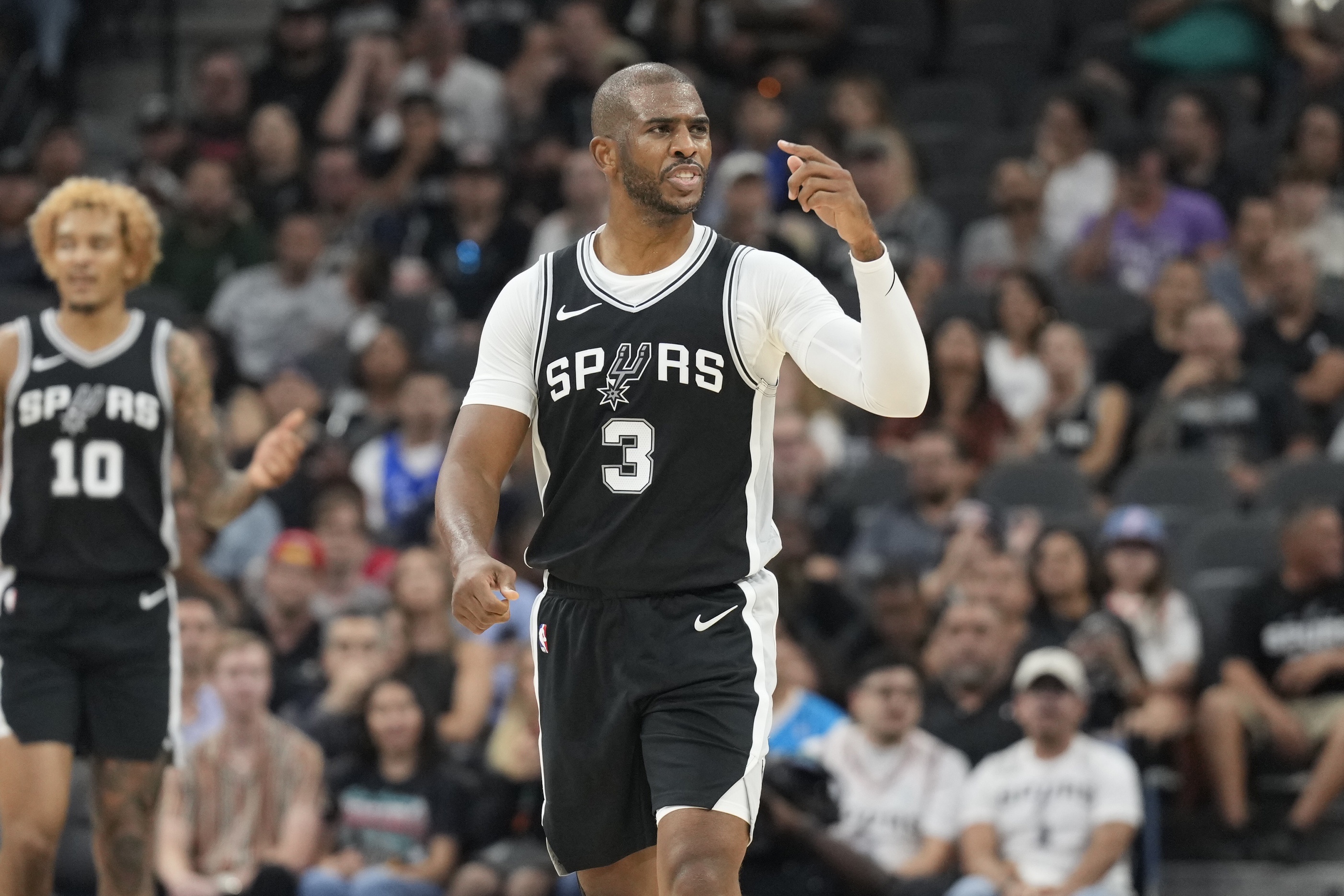 保羅:索漢是個充滿活力的球員 他對楊的防守非常不錯